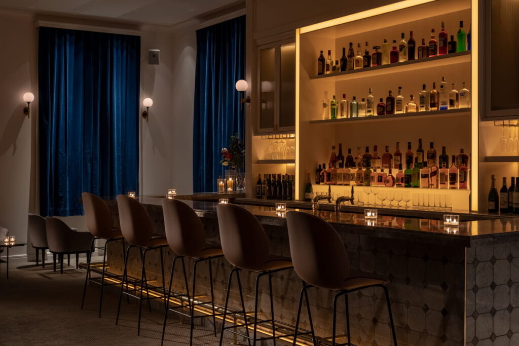 北海道小樽住宿推薦
Unwind Hotel & Bar Otaru
ignis Bar 環境