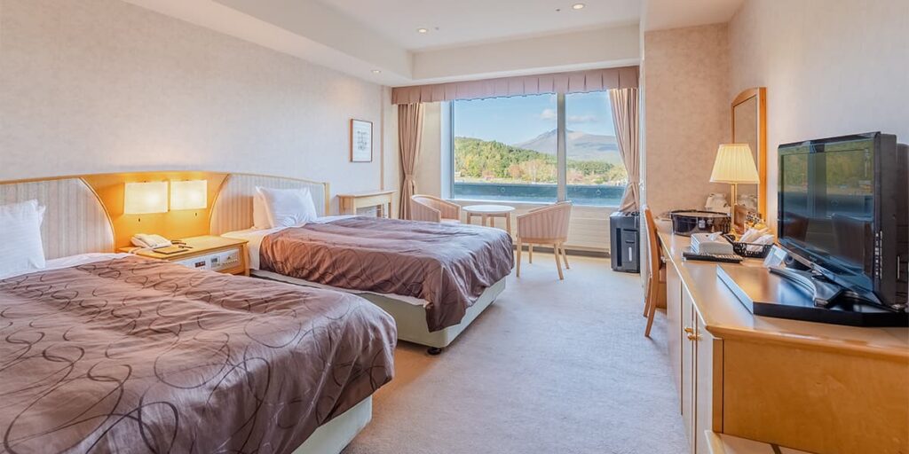 北海道泳池+溫泉住宿
LiVEMAX RESORT Greenpia Onuma