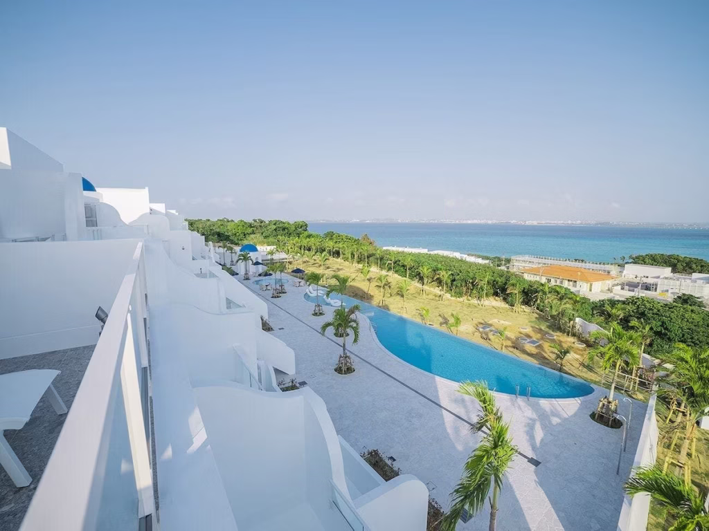 在沖繩遇見愛琴海
宮古島聖托里尼 HOTEL&VILLAS
無邊際泳池
